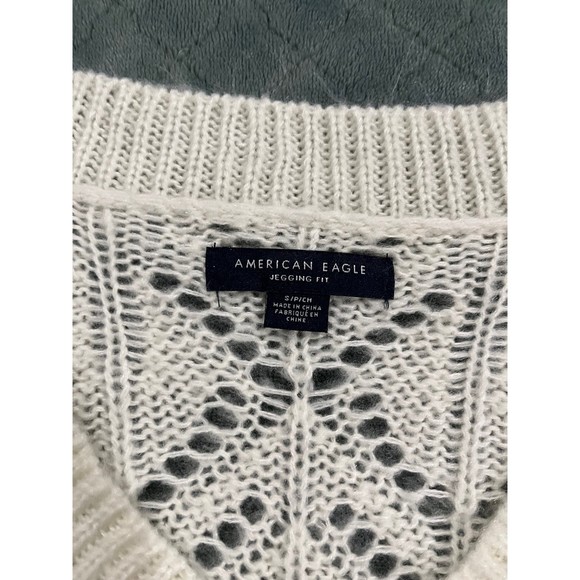 NWOT American Eagle Sweater - Picture 2 of 4